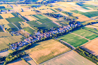 Vue aérienne de Du sud-ouest à Vollmersweiler dans le département Rhénanie-Palatinat, Allemagne