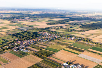 Vue aérienne de Winden dans le département Rhénanie-Palatinat, Allemagne