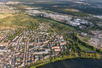 Photographie aérienne de Les rives du Main dans le district de Bürgel à le quartier Offenbach-Bürgel in Offenbach am Main dans le département Hesse, Allemagne