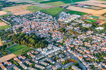 Vue aérienne de Karben dans le département Hesse, Allemagne