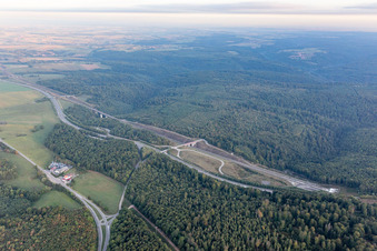 Vue aérienne de A4 Air à quatre vents à Eckartswiller dans le département Bas Rhin, France