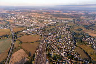 Vue aérienne de Réding dans le département Moselle, France