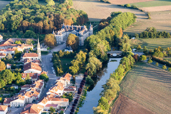 Vue oblique de Château de Haroué à Haroué dans le département Meurthe et Moselle, France