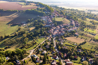 Vue aérienne de Amance dans le département Meurthe et Moselle, France