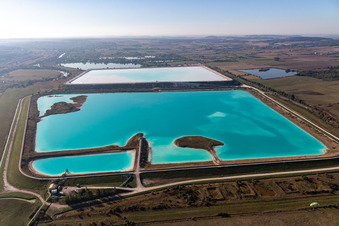 Vue aérienne de Marais salants à Rosières-aux-Salines dans le département Meurthe et Moselle, France
