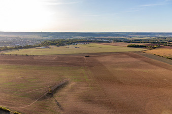 Vue aérienne de Aéroport de Neufchâteau à Neufchâteau dans le département Vosges, France