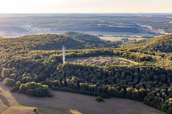 Vue aérienne de Mont-lès-Neufchâteau dans le département Vosges, France