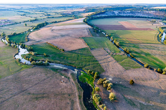 Vue aérienne de Embouchure de la Chêtre dans la Meuse à Champougny dans le département Meuse, France