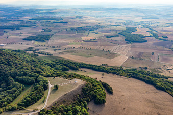 Vue aérienne de Colline de Sion à Vaudémont dans le département Meurthe et Moselle, France
