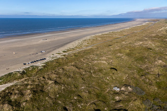 Photographie aérienne de Bunker dans les dunes à Fanø dans le département Syddanmark, Danemark