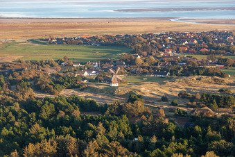 Vue aérienne de Moulin à vent de Sønderho à Fanø dans le département Syddanmark, Danemark