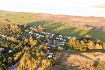 Nouveau camping Sønderho à Fanø dans le département Syddanmark, Danemark depuis l'avion