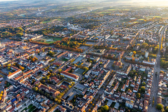 Vue aérienne de Centre-ville dans le centre-ville entre Solitudestraße et Schloßstraße à Ludwigsburg dans le département Bade-Wurtemberg, Allemagne