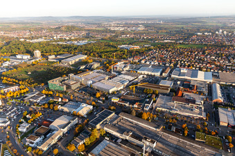 Vue aérienne de Zone industrielle Ouest à le quartier Pflugfelden in Ludwigsburg dans le département Bade-Wurtemberg, Allemagne