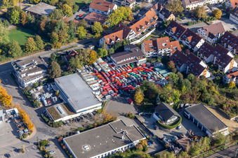 Vue aérienne de Concessionnaire automobile Brosi à Nürtingen dans le département Bade-Wurtemberg, Allemagne
