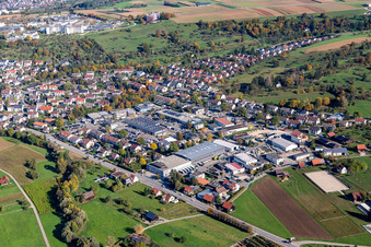 Vue aérienne de Zone industrielle et implantation d'entreprise avec Birk KG à Nürtingen dans le département Bade-Wurtemberg, Allemagne