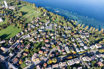 Vue aérienne de Zones riveraines du lac de Constance à le quartier Allmannsdorf in Konstanz dans le département Bade-Wurtemberg, Allemagne