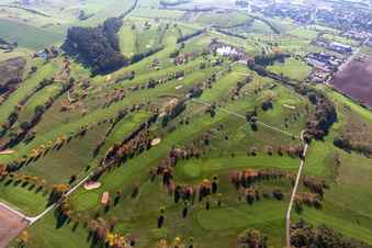 Vue aérienne de Club de golf de Steigerwald à Geiselwind dans le département Bavière, Allemagne