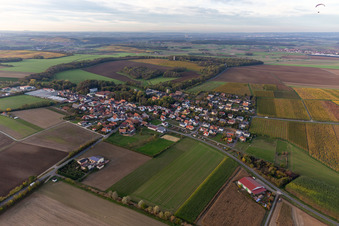 Vue oblique de Quartier Gaibach in Volkach dans le département Bavière, Allemagne
