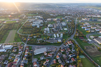 Vue aérienne de Université Julius-Maximilians, Biocentre à le quartier Frauenland in Würzburg dans le département Bavière, Allemagne