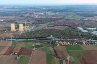 Vue aérienne de KKG à Grafenrheinfeld dans le département Bavière, Allemagne