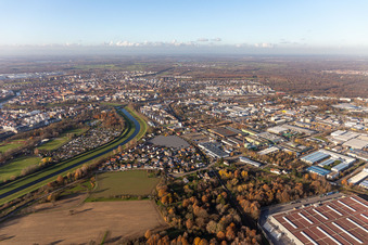 Vue aérienne de Murg de l'est à Rastatt dans le département Bade-Wurtemberg, Allemagne