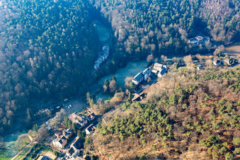 Vue aérienne de Hôtel Luisenpark à Bad Bergzabern dans le département Rhénanie-Palatinat, Allemagne