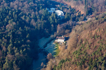 Vue aérienne de Hôtel Forêt du Palatinat, Clinique du Parc Celenus à Bad Bergzabern dans le département Rhénanie-Palatinat, Allemagne