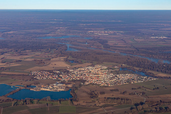 Vue aérienne de Leimersheim dans le département Rhénanie-Palatinat, Allemagne