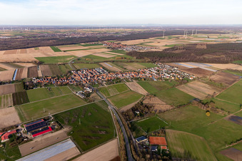 Erlenbach bei Kandel dans le département Rhénanie-Palatinat, Allemagne depuis l'avion
