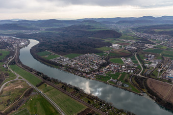 Vue aérienne de Sisseln dans le département Argovie, Suisse