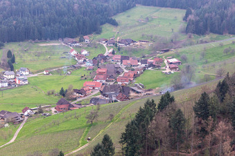 Vue aérienne de Strohbach à Gengenbach dans le département Bade-Wurtemberg, Allemagne