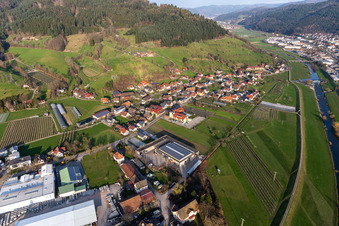 Vue aérienne de Haslach im Kinzigtal dans le département Bade-Wurtemberg, Allemagne