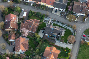 Vue aérienne de À Ries, à Laulesgarten depuis le nord à le quartier Fessenbach in Offenburg dans le département Bade-Wurtemberg, Allemagne