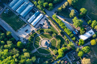 Vue aérienne de Salon de thé dans le parc du château Karlsruhe à le quartier Innenstadt-Ost in Karlsruhe dans le département Bade-Wurtemberg, Allemagne