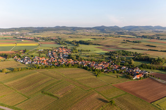 Oberhausen dans le département Rhénanie-Palatinat, Allemagne vue du ciel