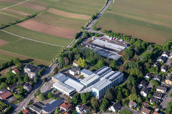 Vue aérienne de Locaux de l'usine Wickert Maschinenbau GmbH à Landau in der Pfalz dans le département Rhénanie-Palatinat, Allemagne