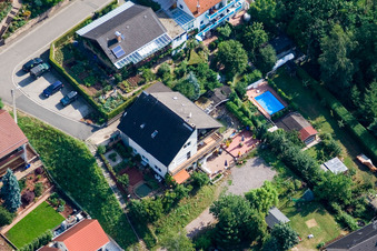 Photographie aérienne de À Wingertsberg à le quartier Gräfenhausen in Annweiler am Trifels dans le département Rhénanie-Palatinat, Allemagne