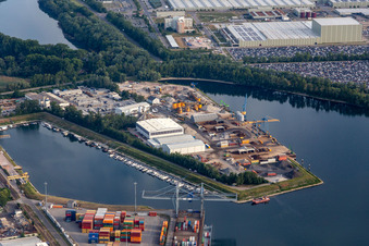 Vue aérienne de Port à Germersheim dans le département Rhénanie-Palatinat, Allemagne