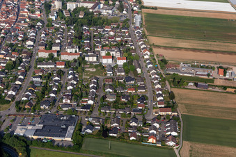 Kandel dans le département Rhénanie-Palatinat, Allemagne depuis l'avion