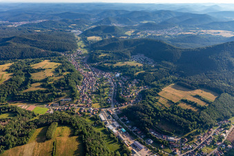 Vue aérienne de Bruchweiler-Bärenbach dans le département Rhénanie-Palatinat, Allemagne