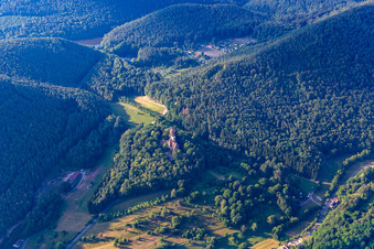 Photographie aérienne de Château de Bewartstein à Erlenbach bei Dahn dans le département Rhénanie-Palatinat, Allemagne
