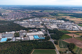 Vue aérienne de Hockenheim dans le département Bade-Wurtemberg, Allemagne
