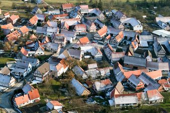 Vue aérienne de Hunspach dans le département Bas Rhin, France