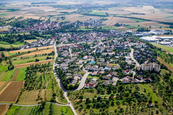 Vue aérienne de Du nord-est à le quartier Altingen in Ammerbuch dans le département Bade-Wurtemberg, Allemagne