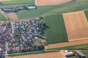 Vue aérienne de Hamlet à Schleithal dans le département Bas Rhin, France