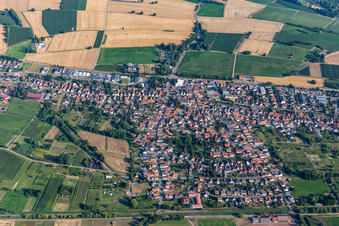 Vue oblique de Steinfeld dans le département Rhénanie-Palatinat, Allemagne