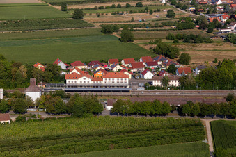 Photographie aérienne de Gare ferroviaire à Winden dans le département Rhénanie-Palatinat, Allemagne
