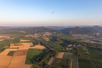 Quartier Gleiszellen in Gleiszellen-Gleishorbach dans le département Rhénanie-Palatinat, Allemagne hors des airs