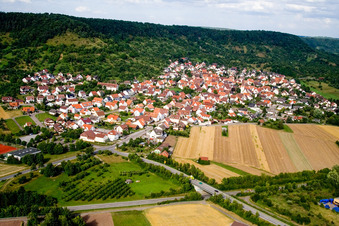 Vue aérienne de De l'ouest à le quartier Kayh in Herrenberg dans le département Bade-Wurtemberg, Allemagne